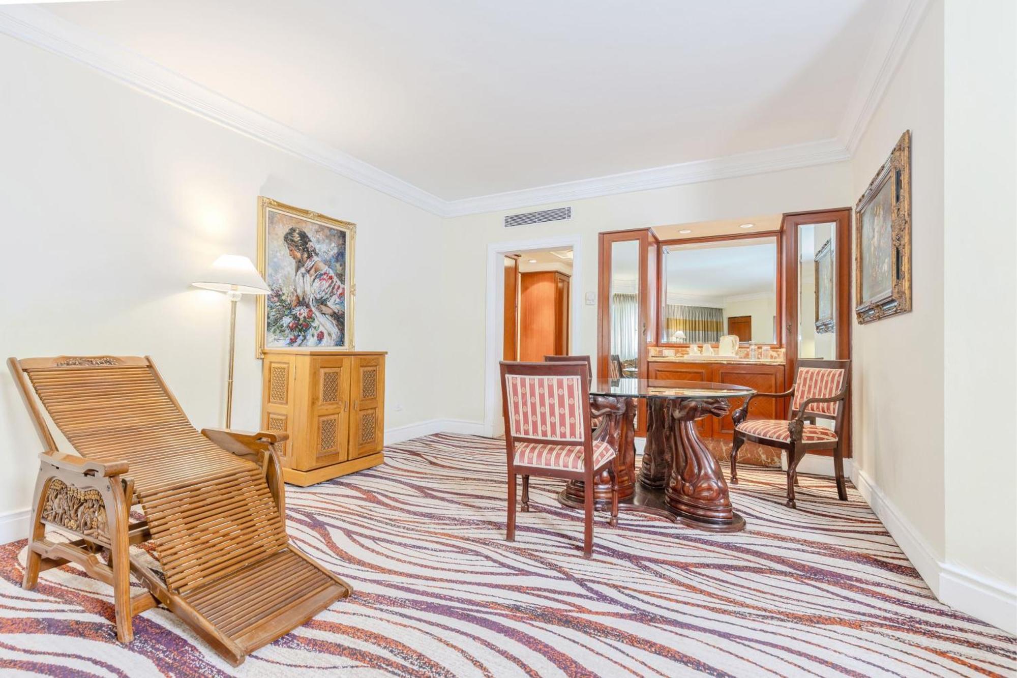Le Royal Meridien Csennai Kültér fotó