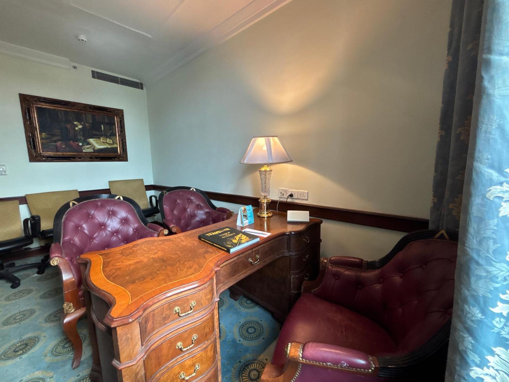Le Royal Meridien Csennai Kültér fotó