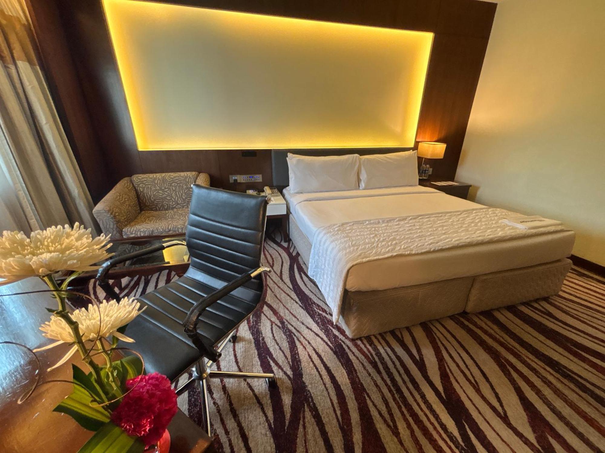Le Royal Meridien Csennai Kültér fotó